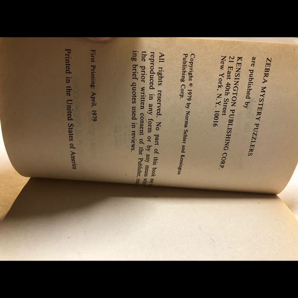 Vintage 1978 1979 A Zebra Mystery Puzzler Books Solve The Crime # 2, 23, 26 - Picture 3 of 10